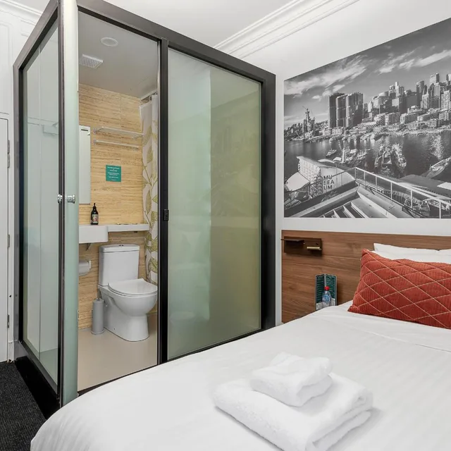 Deluxe, Single, Criterion Hotel Sydney 4/8