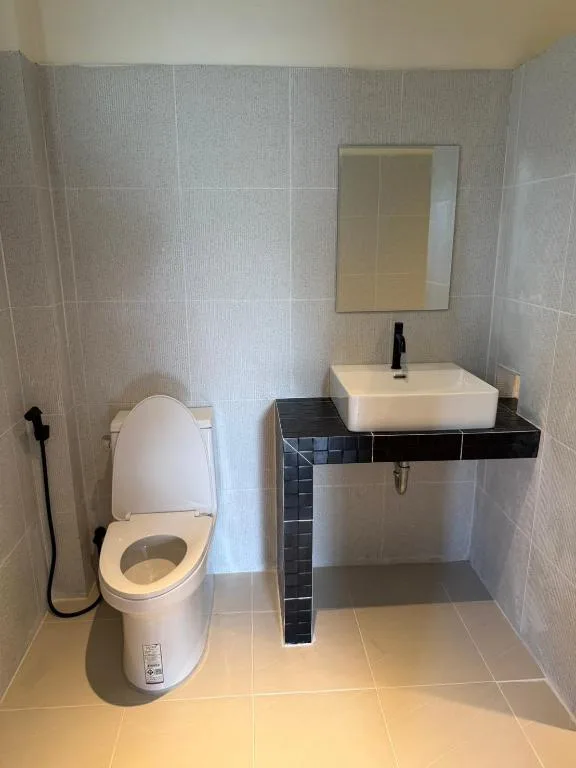 Alt, Junior Suite, King Bed, Sofa، Mountain Blue Cottage 10/10