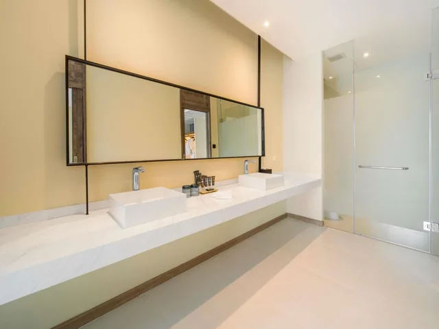 1 Bedroom, Villa, Ocean Front, with Pool، NOVOTEL KOH SI CHANG 4/5