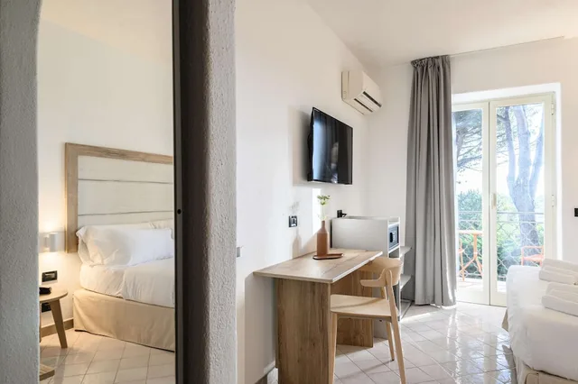 غرفة سوبيريور بسرير كوين، B&B Hotel Ischia San Nicola 6/6