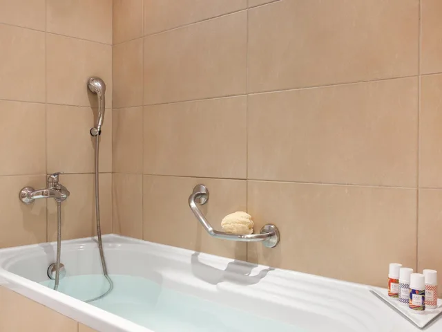 غرفة بريميير بإطلالة على البحر، Grecotel Filoxenia Kalamata 5/7