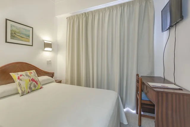 غرفة مفردة بشرفة، Js Horitzo Hotel 9/15