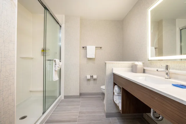 جناح بسرير كينج، HOLIDAY INN EXPRESS AND SUITES SAN JOSE SILICON VALLEY 7/7