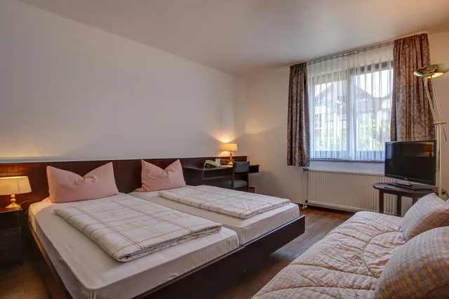 غرفة قياسية بسرير مزدوج، Trip Inn City Hotel Krefeld 5/10
