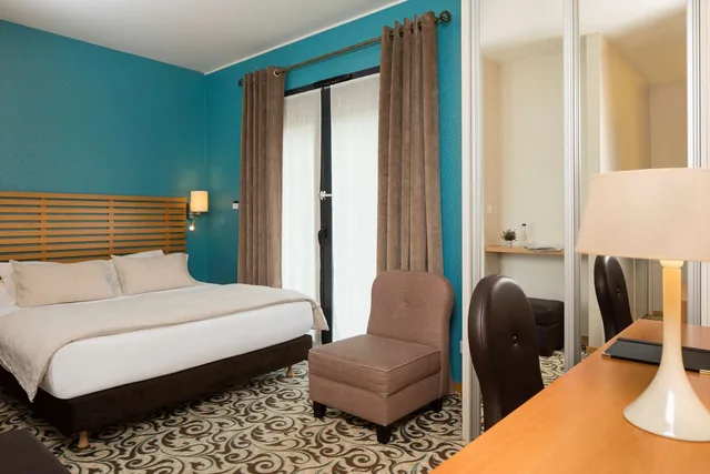 غرفة كومفورت بسرير كوين مع أريكة، Best Western Plus Hotel De La Regate 2/6