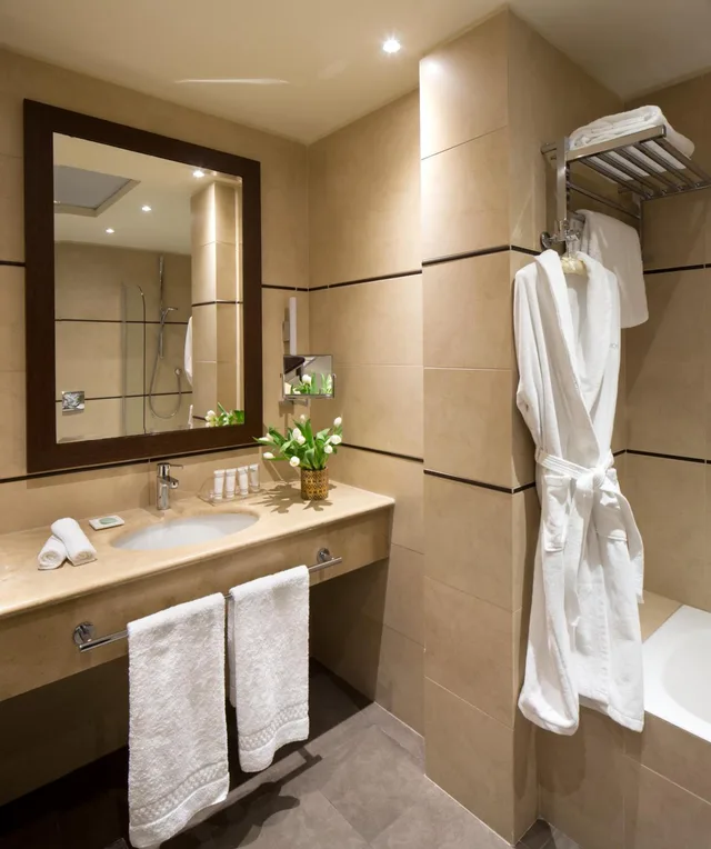 غرفة ديلوكس بسرير كينج، Starhotels Ritz 9/10