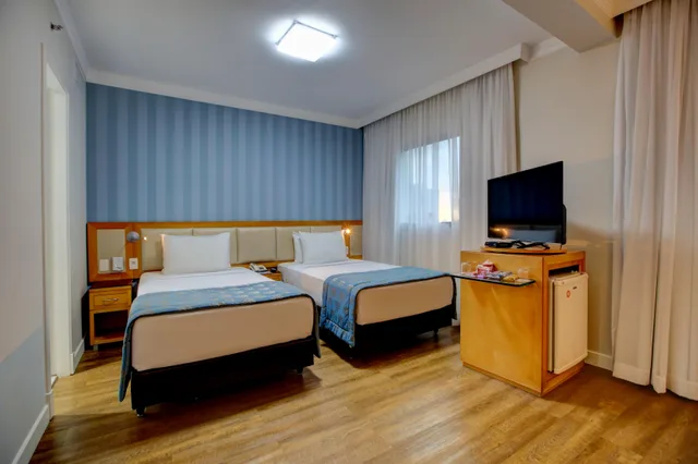 جناح فاخر مفردة بسرير كينج، Quality Suites Oscar Freire 1/2