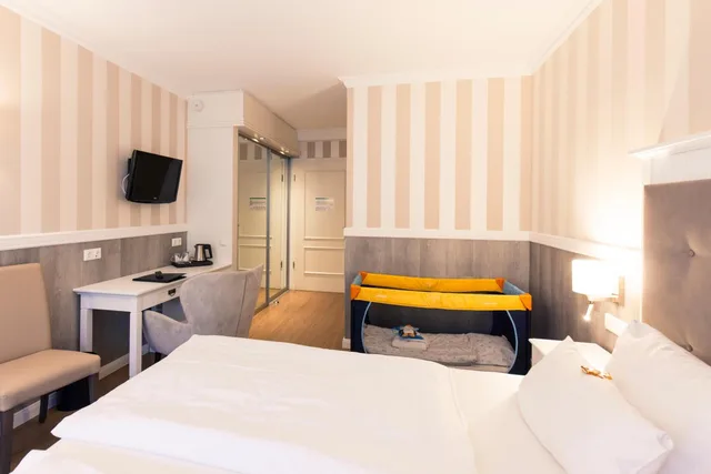 غرفة كومفورت بسرير كينج، Hotel Vier Jahreszeiten Zingst 5/10