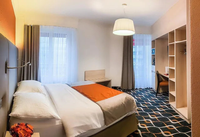 2 Bedrooms, Family, 2 Bathrooms، Eden Hotel 1/1