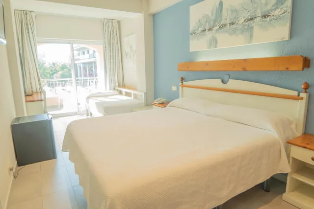غرفة ثلاثية بشرفة، Hotel S Agoita 10/10