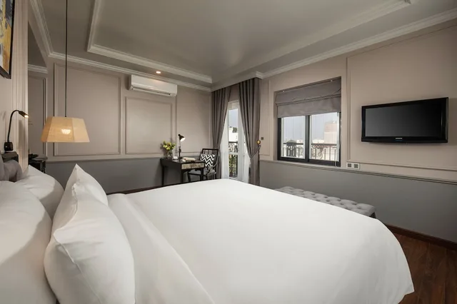 جناح بسرير كينج بشرفة، Hanoi Imperial Hotel 2/5