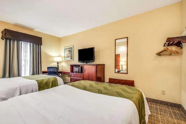 غرفة بسريرين مزدوجين للمدخنين، Quality Inn Oak Ridge - Knoxville West 2/7