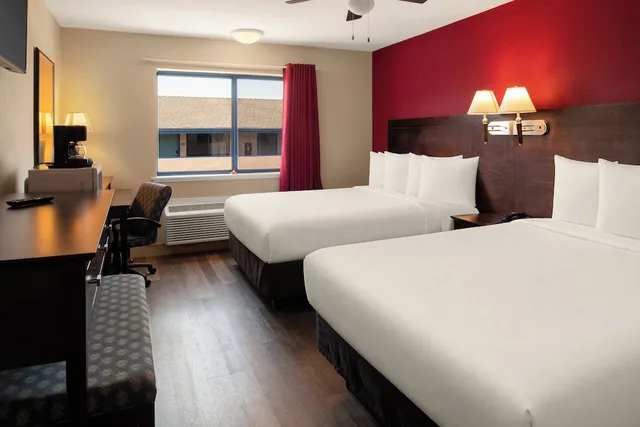 غرفة قياسية بسريرين كوين، Hotel Bay Breeze 3/10