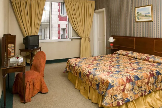 غرفة بسريرين منفصلين، Hotel Regis 7/10