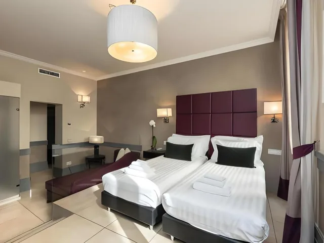 غرفة رباعية بسريرين مزدوجين، Hotel Castellino Roma 1/10