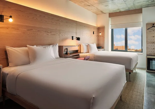 Room, 2 Queen Beds, Radio Hotel 1/2
