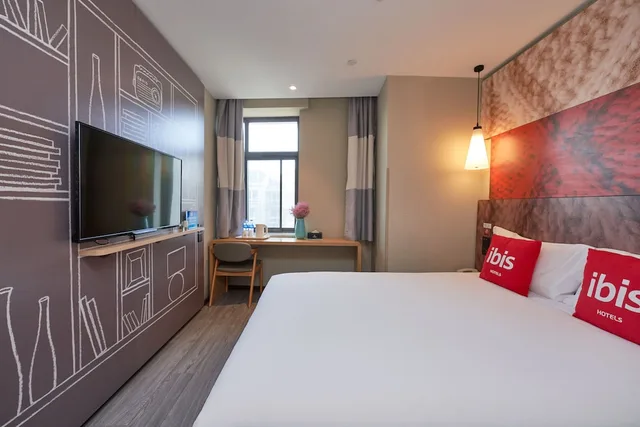 Business, Double Bed, Ibis Beijing Changying 2/5