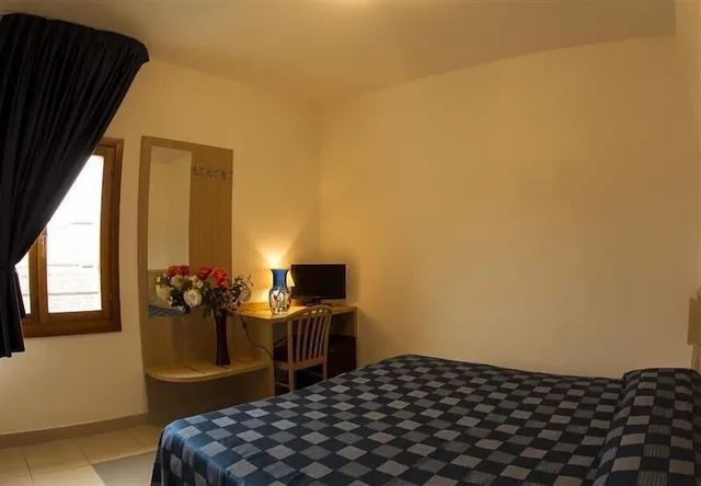 Room, Single, Domus Ciliota 8/11