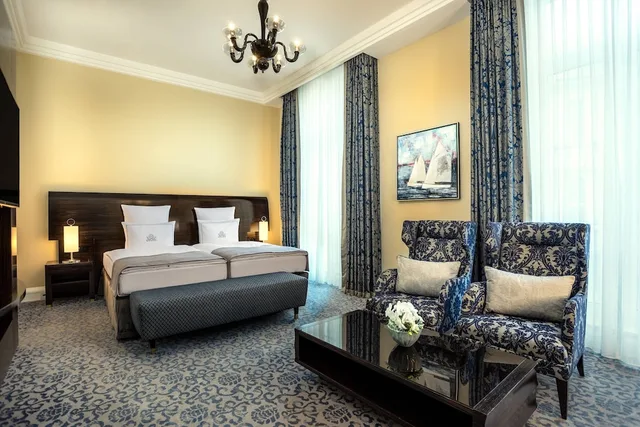 غرفة ديلوكس بسرير كينج، Hotel Atlantic Hamburg, Autograph Collection 1/7