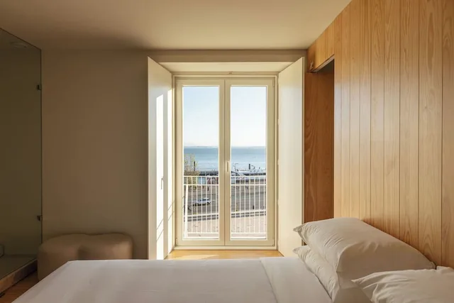 2 Bedrooms, Duplex, Apartment, Queen and Twin Beds، Lioz Lisboa Hotel 3/10