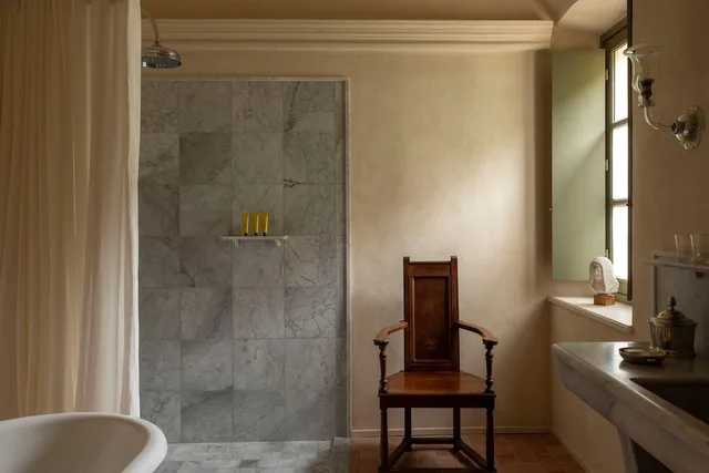 جناح بسرير كينج بشرفة، Hotel Du Couvent, A Luxury Collection Hotel, Nice, France 4/4