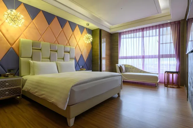 Ryokan, Executive, Suite, King Bed, Sun Hao International Hotel 1/2