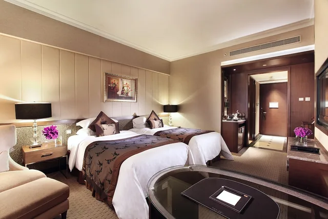 غرفة فاخرة بسريرين منفصلين بإطلالة على النهر، Sofitel Macau at Ponte 16 3/8