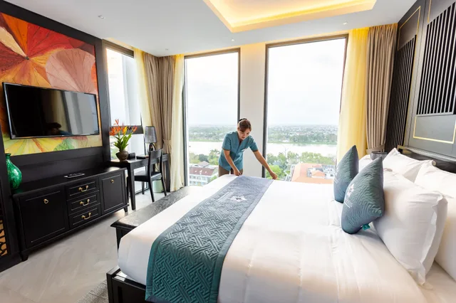 استوديو بسرير كينج بإطلالة على النهر، White Lotus hotel Hue 2/4