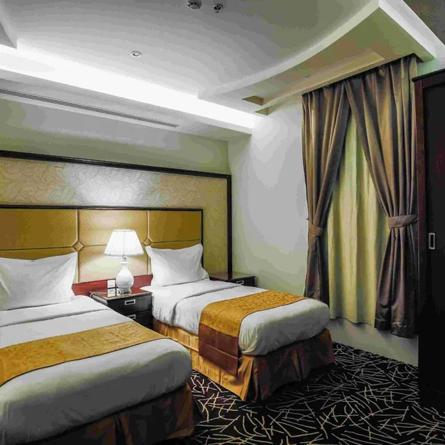 Two-Bedroom Apartment، رست نايت للشقق الفندقية - الحمرا(Rest Night Serviced Apartments - AlHamra) 2/8