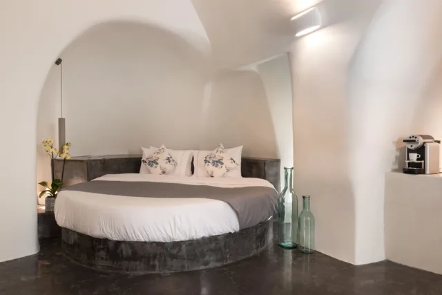 جناح سوبيريور بسرير كينج بمسبح خاص، Andronis Luxury Suites 2/7