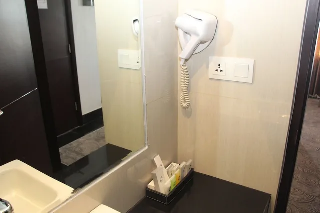 غرفة تنفيذية بسرير مزدوج، Swiss Belhotel Borneo Samarinda 4/4