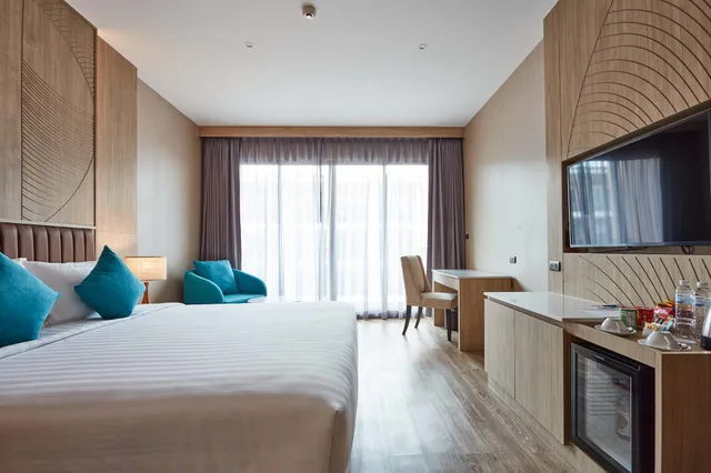 غرفة ديلوكس بسرير مزدوج بإطلالة، Laguna Grand Hotel & Spa Songkhla (SHA Certified) 1/6