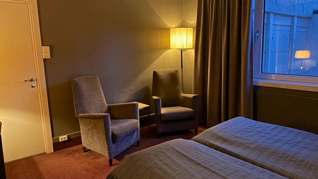 Renovated, Compact, Twin Beds, Old Building، Quality Hotel Grand Royal 6/10