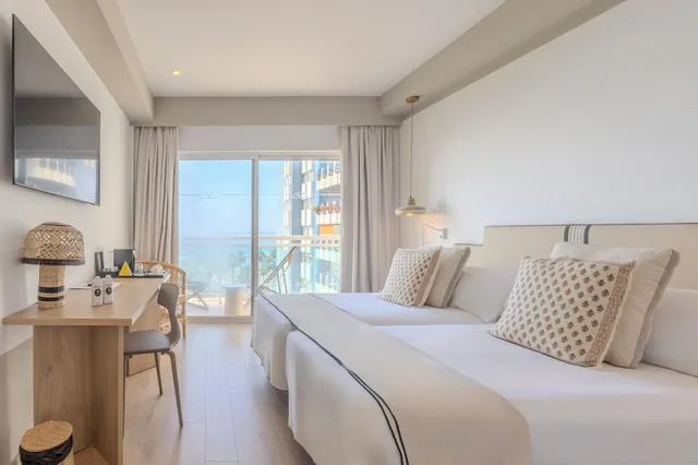 غرفة سوبيريور بسرير مزدوج بإطلالة على البحر بشرفة، Hotel Soho Boutique Las Vegas 7/10