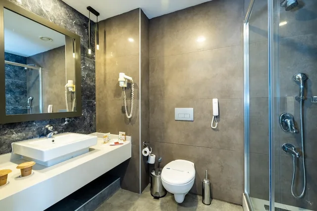 غرفة قياسية بسرير كوين مع أريكة، Crystal Centro Resort 6/7