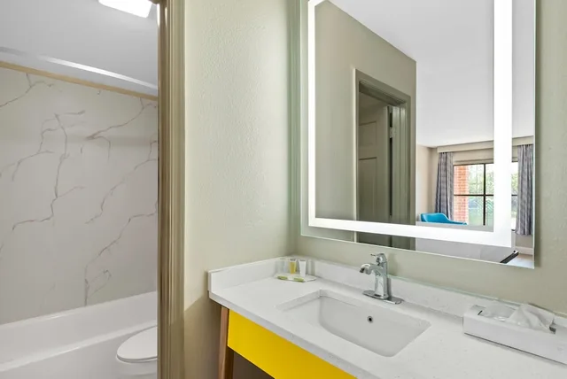 غرفة قياسية بسرير كينج، Days Inn by Wyndham Petersburg/South Fort Lee 6/8