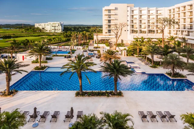 Preferred, Club, Junior Suite, Tropical View, Dreams Karibana Cartagena Golf & Spa Resort 1/1