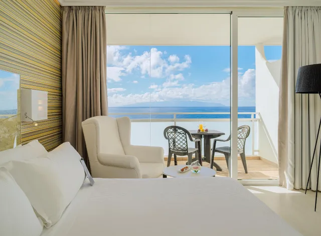 غرفة بريفيليج بسرير مزدوج، H10 Gran Tinerfe - Adults Only 1/1