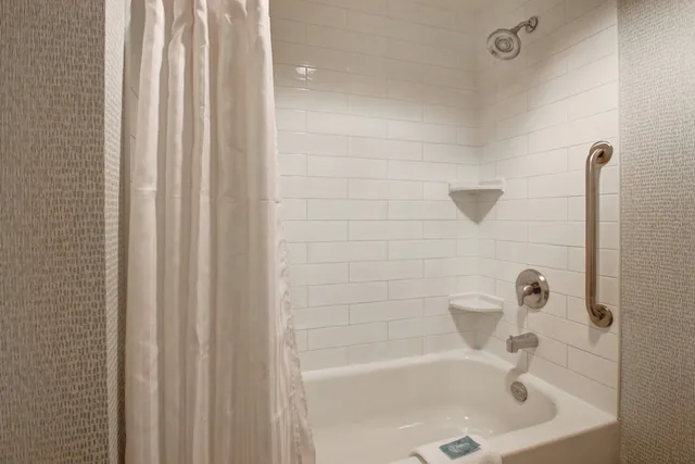 غرفة قياسية بسريرين كوين، Holiday Inn Express Hotel & Suites Toronto Markham 8/8
