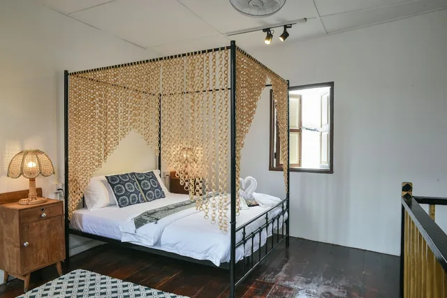 Family, House, Queen Bed, Ohana House Hq 2/3