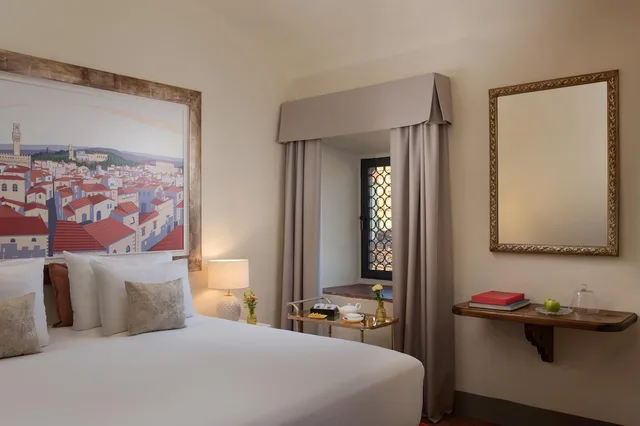 Monalda, Tower, Suite, Double Bed، NH Collection Firenze Porta Rossa 1/4
