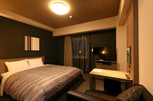 Semi Room, Comfort, Semi Double Bed، Hotel Route Inn Shinshiro 1/6