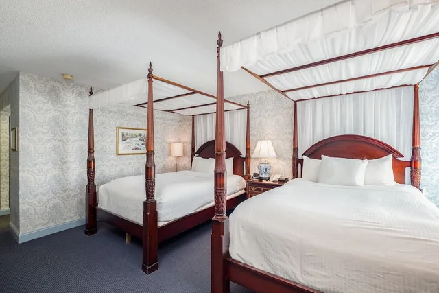 غرفة ديلوكس بسريرين مزدوجين، The Farmington Inn &amp; Suites 1/3
