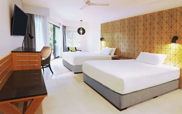 Deluxe, 2 Double Beds, Courtyard Area، Radisson Blu Resort Fiji Denarau Island 1/9
