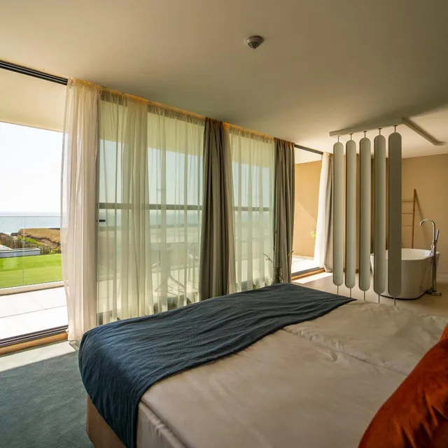 غرفة سيغنتشر بإطلالة على البحر، Wave Resort 5/10