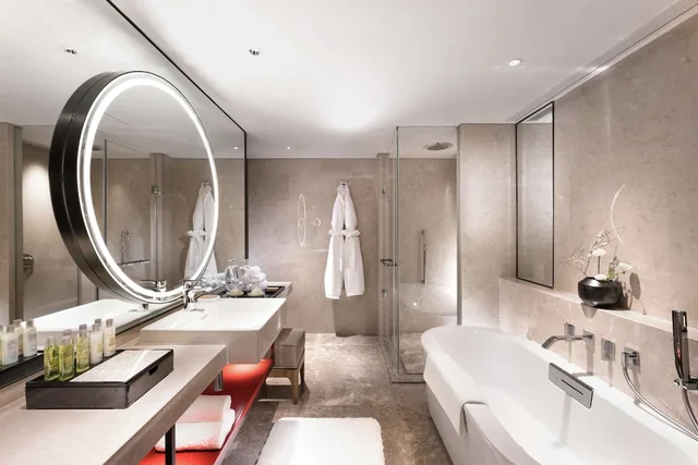 غرفة ديلوكس بسريرين منفصلين بشرفة، Hilton Beijing 3/3