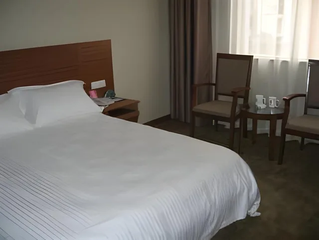 Business, Single, Greentree Inn Wenzhou Xiaonanmen Express Hotel 1/2