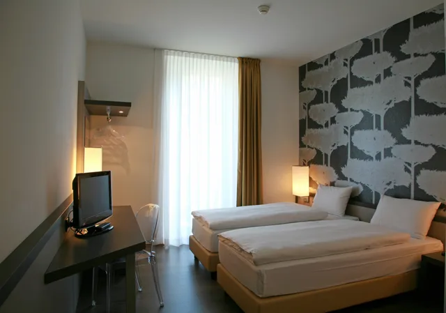 غرفة قياسية بسريرين منفصلين، Hotel Spa Internazionale 1/1