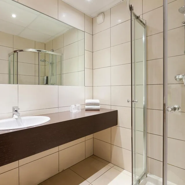 غرفة ثلاثية بسرير مزدوج وسرير فردي، Hotel Campanile Metz Nord - Talange 8/9