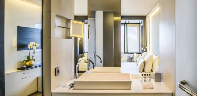 Vista Room, Superior, King Bed، The Hotel Ex Hilton Brussels 10/10